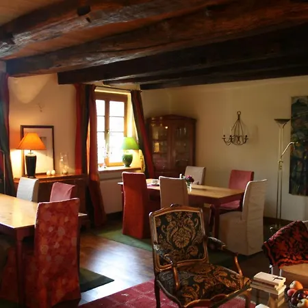 In Idyllischer, Ruhiger Lage Und Flughafennaehe Bed & Breakfast Ratingen